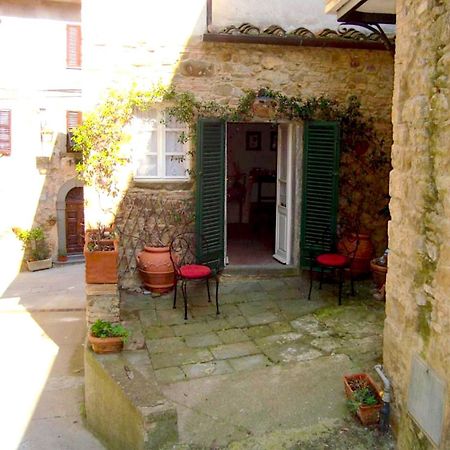 La Nella Appartement Chianni Buitenkant foto